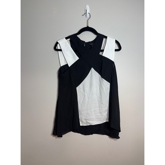 BCBGMaxAzria Tops - BCBGMAXAZRIA Womens Black White Colorblock‎ Crisscross Halter Sleeveless Top S